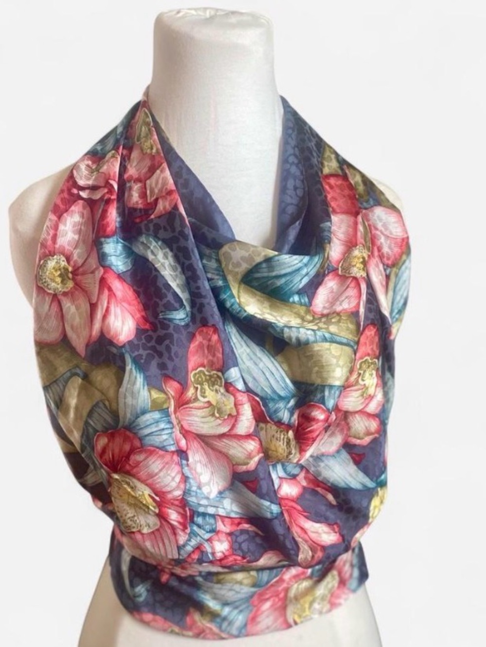 Vintage 100% Silk Scarf Square 34” Made in Italy Pink Orchid Animal Print - Picture 3 of 7